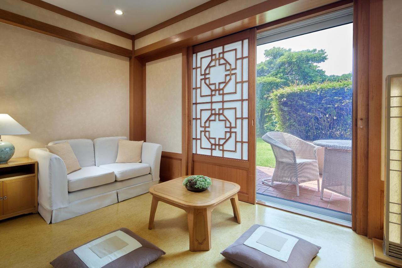 The Shilla Jeju Hotel Seogwipo Bagian luar foto